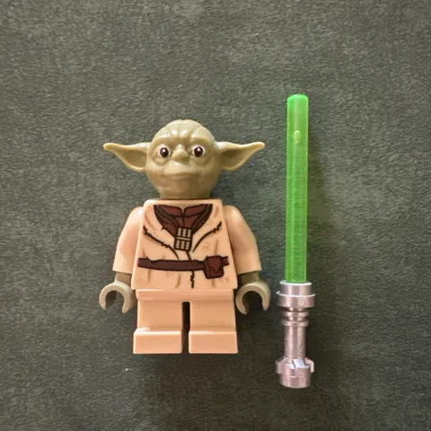 LEGO Yoda Minifigure Olive Green Star Wars sw0906 - 75208 Retired Yoda's Hut 