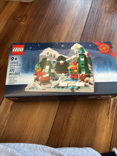 LEGO Seasonal: Winter Elves Scene (40564)