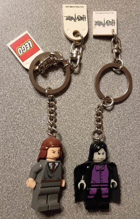 RARE LEGO Harry Potter Keychain Set 2pc Hermione Severus Snape Mini Figures