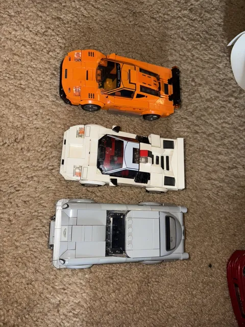 3 Lego sets. Lego Lamborghini, McLaren, 007 James Bond Car. With instructions.