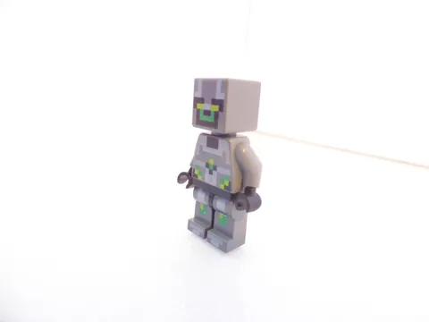 Skull Arena Player 1 LEGO Minifigure Lot MineCraft 21145