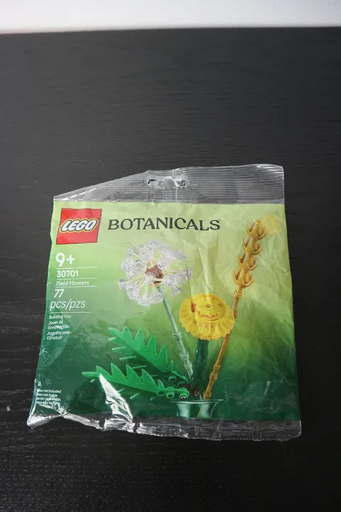 Lego 30701 Botanicals: Field Flowers (30701) Platic Bag Set - Brand New