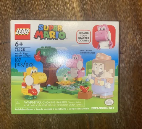 Lego Super Mario Yoshi’s Egg-cellent Forest Expansion Set #71428  Sealed
