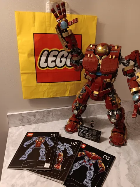 LEGO Marvel Hulkbuster Infinity Saga 76210 w/ Box, Manuals, 4049 pcs