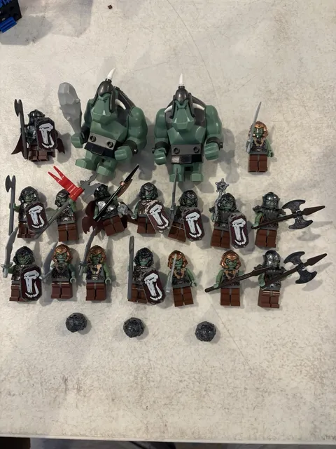 LEGO Castle Fantasy Era Troll Minifigures/ Big Fig lot. Great Condition!