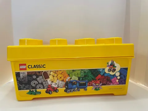 LEGO 2015 Classic Medium Creative Brick Box Set #10696 (Empty)