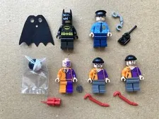 LEGO Super Heroes 6864 Batmobile and the Two-face Chase Minifigure Lot
