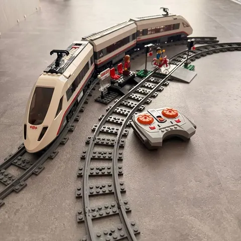 LEGO City RC Train High-speed Passenger Train 60051 In 2014 Used Retired Comp