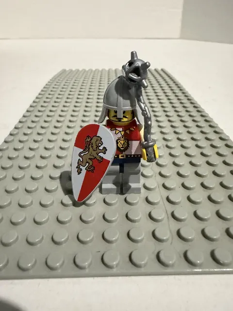 LEGO Kingdoms Lion Knights Minifigure