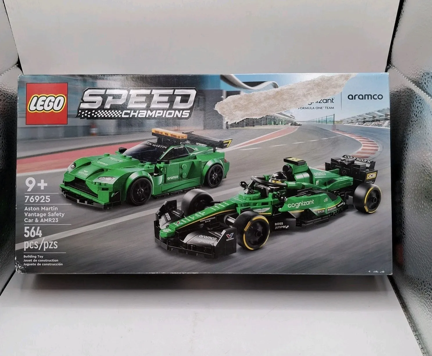LEGO Speed Champions Aston Martin Safety Car & AMR23 (76925) New