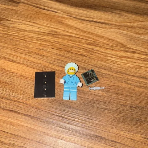 Lego Surgeon Minifigure Scrubs Mask Collectible Series 6 CMF - USA Seller