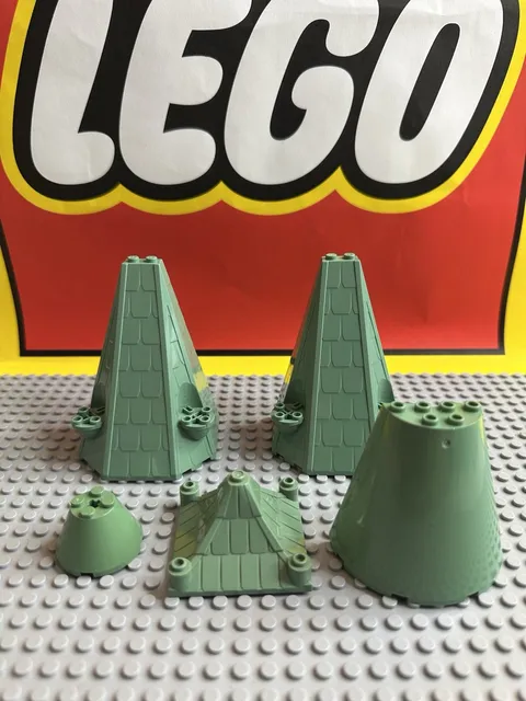 LEGO Lot of 5 Roof Pieces - Tower, Peaked Roof, Cone - Sand Green - Harry Potter