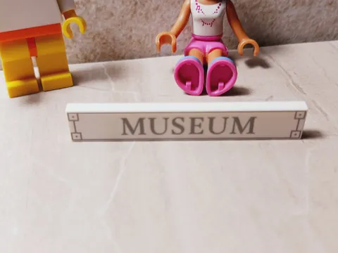 New LEGO Museum Sign Printed Cool Classical Classic LEGO Print 1x6 City Signage