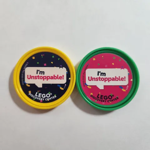 Legoland I'm Unstoppable! Pop Badge Lego Discovery Center Yellow Green New