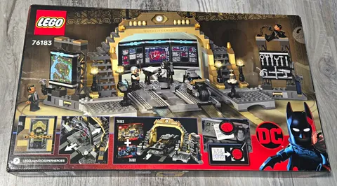 LEGO DC Super Heroes The Batman Batcave: Riddler Face-off 76183 581pcs 8+ Box