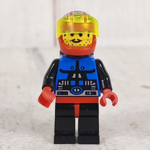 LEGO Spyrius Chief Minifigure Space Astronaut - Vintage sp040 CMF for 6949 6959