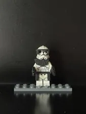 Lego Star Wars Clone Trooper Commander Minifigure