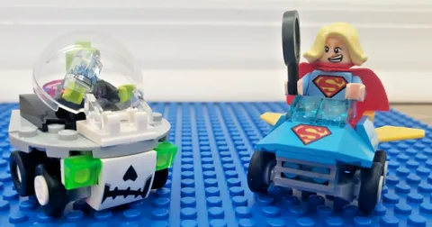 Lego 76094 Mighty Micros: Supergirl vs. Braniac Super Heroes 100% Complete