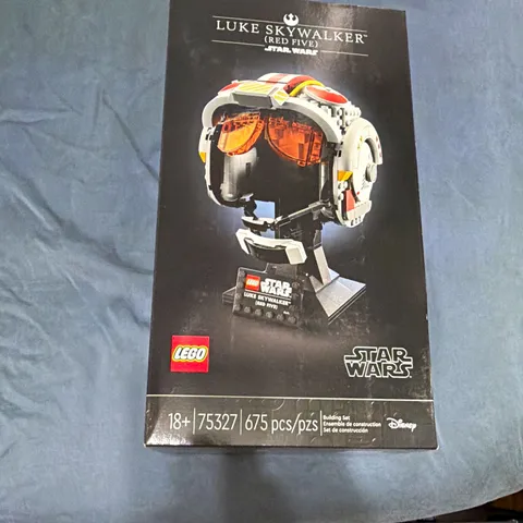 LEGO Star Wars Luke Skywalker (Red Five) Helmet 75327 675pcs 18+