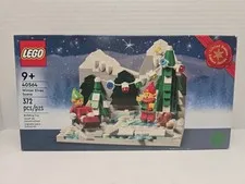 LEGO Winter Elves Scene (40564) New in Sealed Box