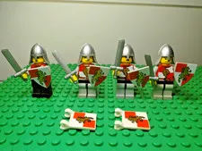 LEGO Castle Lion Knights Minifigure Lot of 4