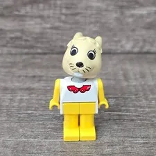 RARE Vintage LEGO Minifig Fabuland Rabbit - Bonnie Bunny