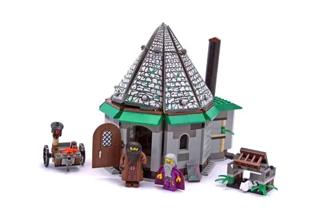 Lego Harry Potter #4707 Hagrid's Hut Loose Set With Manual Mini Figures. 2001