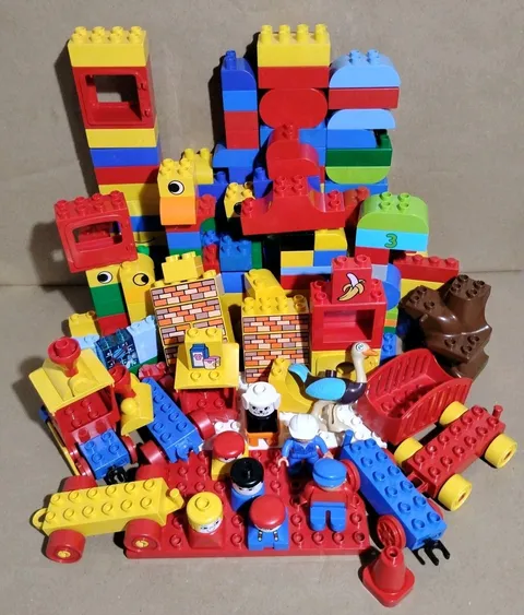 LEGO Duplo Building Blocks Multicolor 230 Pieces - See Pictures 