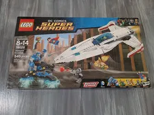 Lego DC Super Heroes #76028 Darkseid Invasion MISB 545 pieces!