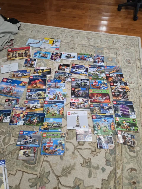 50 LEGO INSTRUCTION MANUALS