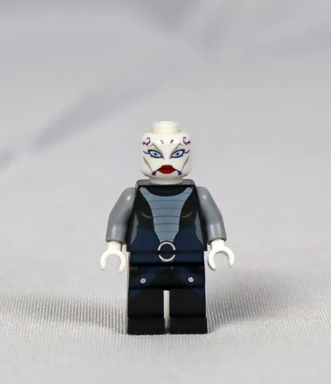 LEGO Asajj Ventress Minifigure SW0318 Star Wars Clone Wars Set 7957 Blue Black