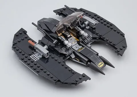 LEGO DC Batman Video Game Batwing w/ Batman minifigure 76120