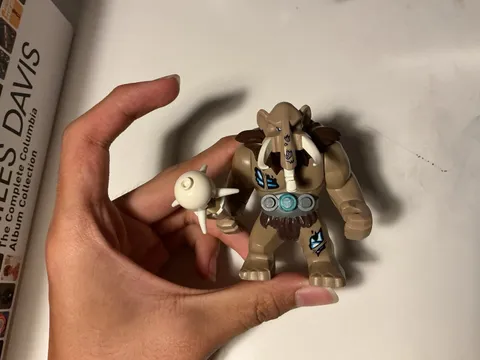 LEGO Mungus 70144 Legends of Chima Minifigure Mammoth Big Fig Used A+ Condition