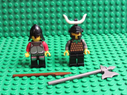 Lot 2 Castle LEGO Minifigs Gilbert The Bad 6091 6098 6096 Knights Kingdom I WH5