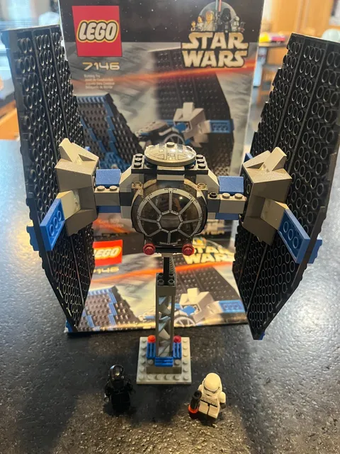 LEGO Star Wars: TIE Fighter (7146) Minifigs Box and Instructions Included -