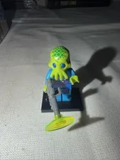Lego Space ALIEN TROOPER Minifigure Series 13  71008 COMPLETE