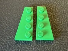 LEGO Lot 2 Part Wedge Plate 4 x 2 Part 41769 41770 2 Right Left Green One Pair