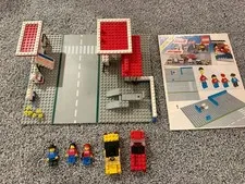 LEGO Legoland Exxon Gas Station 6375 - W/ Instructions & Minifigures - 1980