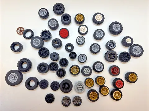 Lot If 60 + Lego Wheel And Tires  - See Pics !!!! Bin CX