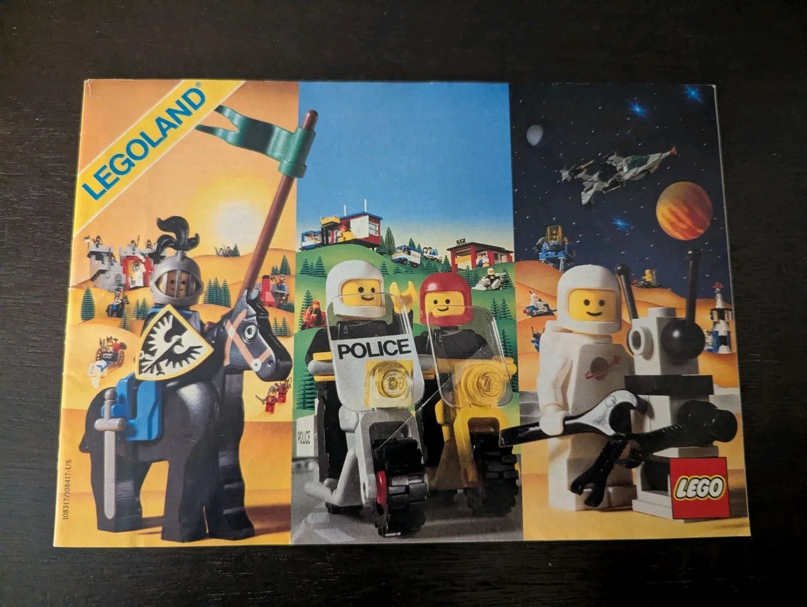 Vintage (1985) LEGO Castle Town Space Product Catalog Booklet Pamphlet - RARE
