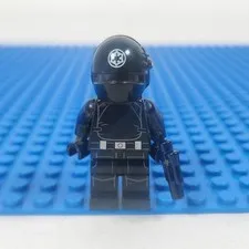 Lego Minifigure Imperial Gunner - Helmet with Silver Imperial Logo sw0520
