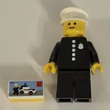 LEGO CMF Series 18 71021 Classic Police Officer Minifigure w accessory 