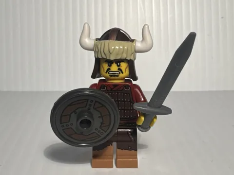 LEGO Hun Warrior Minifigure Series 12 col180 71007 CMF Sword Shield Genuine