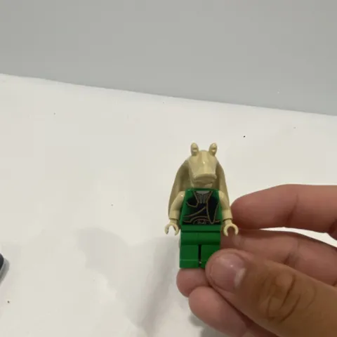 LEGO Star Wars Jar Jar Binks Minifigure Green Outfit Plastic