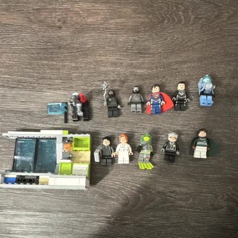 LEGO Minifigure Lot Superman Assorted Characters Small Build Parts Plastic