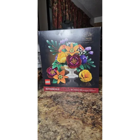 Lego Flower Arrangement 10345, Botanicals, Summer Fun, Collection