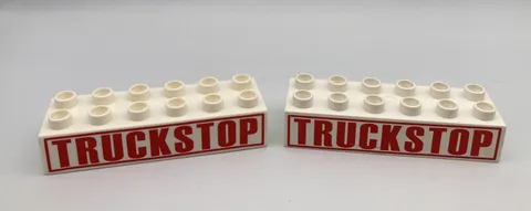 Lego Duplo Block Specialty Disney Cars Brick TRUCK STOP White X2 Mack's Road Tri