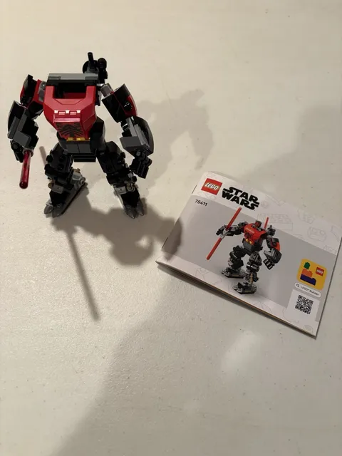 LEGO Star Wars 75411 Darth Maul Mech 143