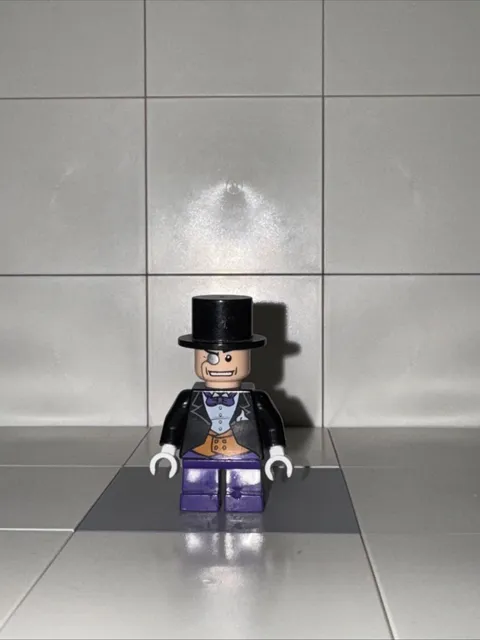 Lego Batman I DC 2006 The Penguin Dark Purple Minifigure bat010 7783 7785