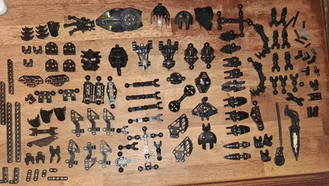 BC Lego Large Lot 119 Black Bionicle Pieces Connectors Legos Mask
